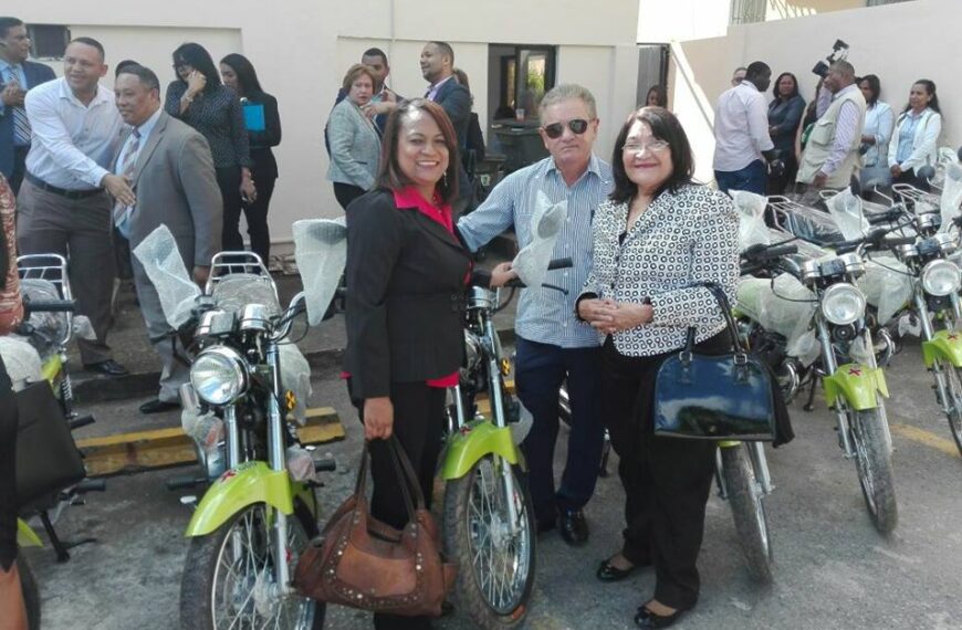 Servicio Regional de Salud Este recibe motocicletas por parte del SNS para transporte de muestras biologicas.