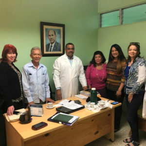 Read more about the article Directora Regional de Salud Este continua visitas a hospitales de la región.