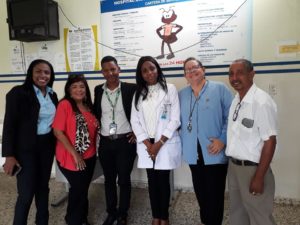Read more about the article Dra. Derca Reyes directora Regional de Salud Este supervisa hospitales de SPM donde se realizan adecuaciones ante la entrada del 911