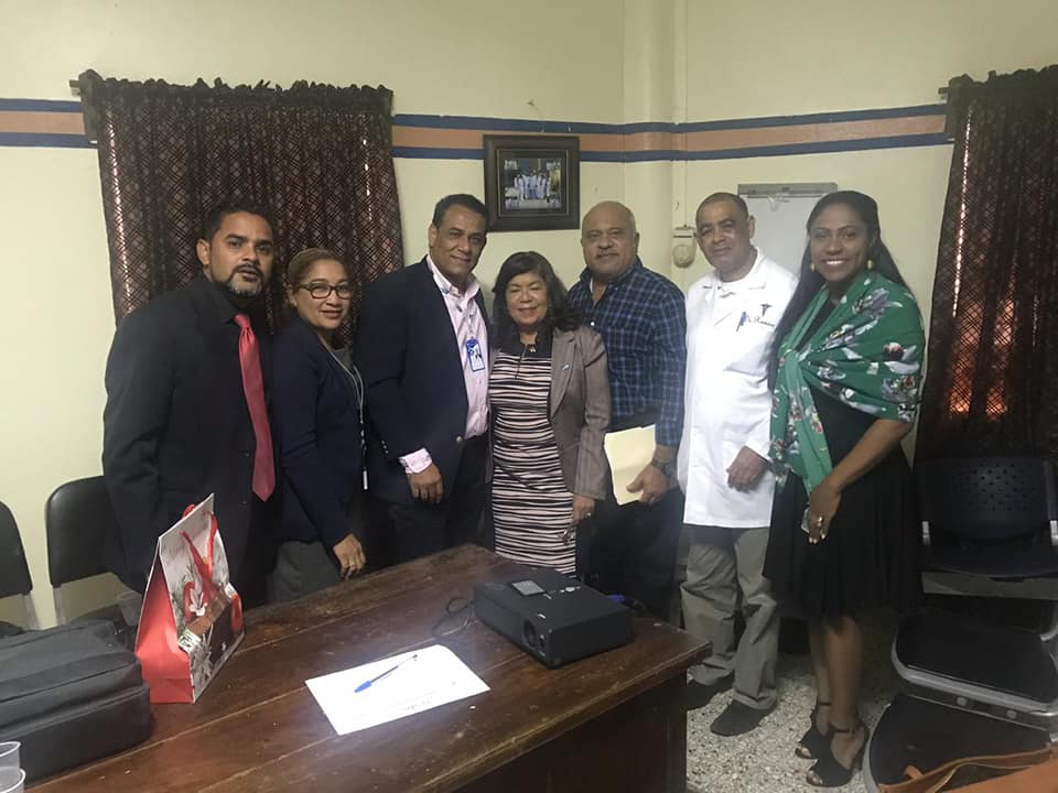 You are currently viewing Dra. Derca Reyes, directora Regional de Salud Este encabeza reunión con médicos de hospital Aristide Fiallo de La Romana.