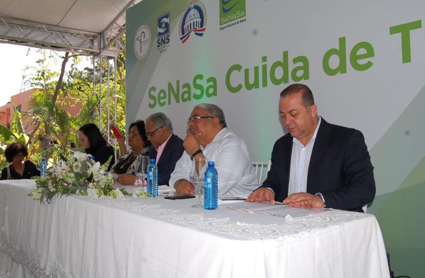 SeNaSa y SNS inician programa “SeNaSa Cuida de Ti”, dirigido a adultos mayores.