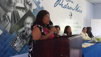 You are currently viewing Dra. Derca Reyes directora del Servicio Regional de Salud Este felicita a las madres en su Día