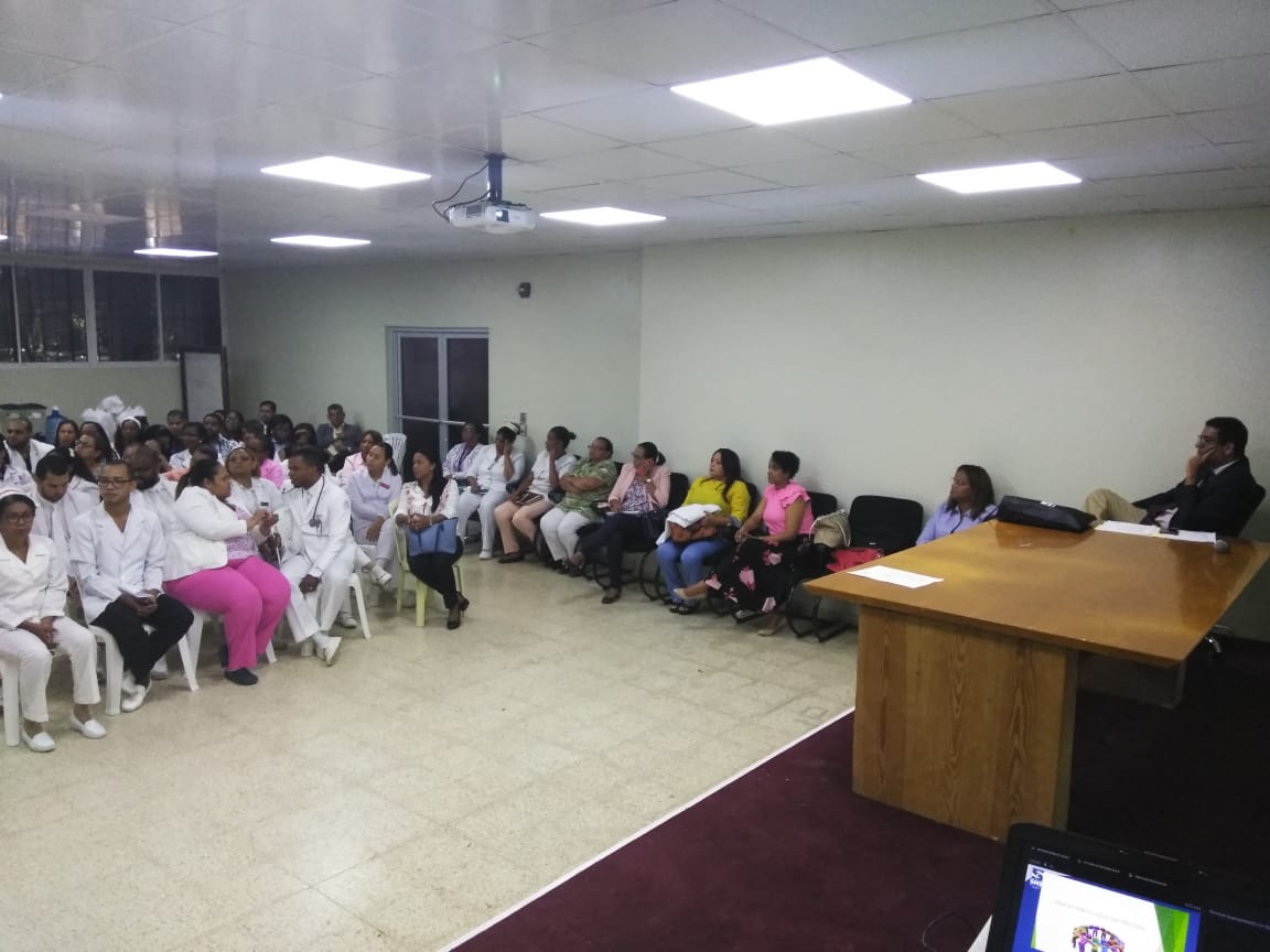 Read more about the article Realizan encuentro con obstetras de hospitales pertenecientes al Servicio Regional de Salud Este