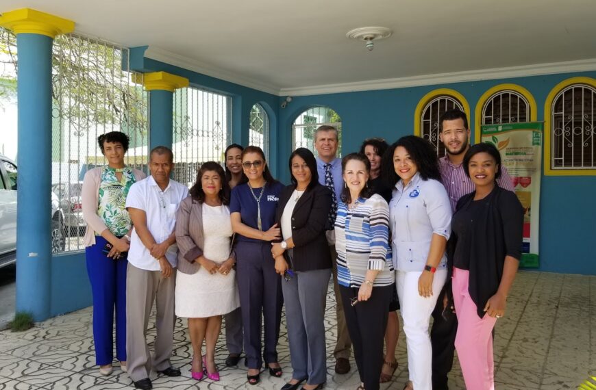 SRS Este recibe ejecutivos de Project HOPE y Voluntarios de Iglesia de los Últimos Días para impulsar proyecto de Cuidado materno neonatal.