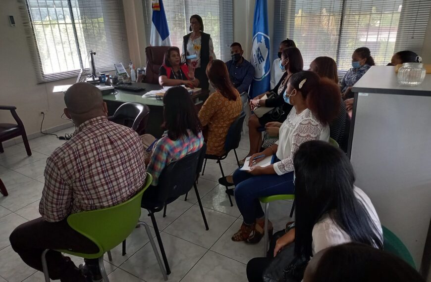 Servicio Regional de Salud Este imparte Taller sobre Monitoreo de la Calidad