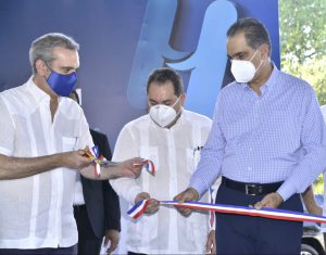 Read more about the article Presidente Abinader deja inauguradas las Unidades de Cuidados Intensivos y Hemodiálisis del Hospital Dr. Jaime Oliver Pino