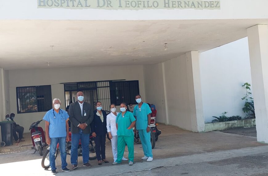 Director SRS Este supervisa Hospital Municipal de Guaymate y Hospital Dr. Teófilo Hernández