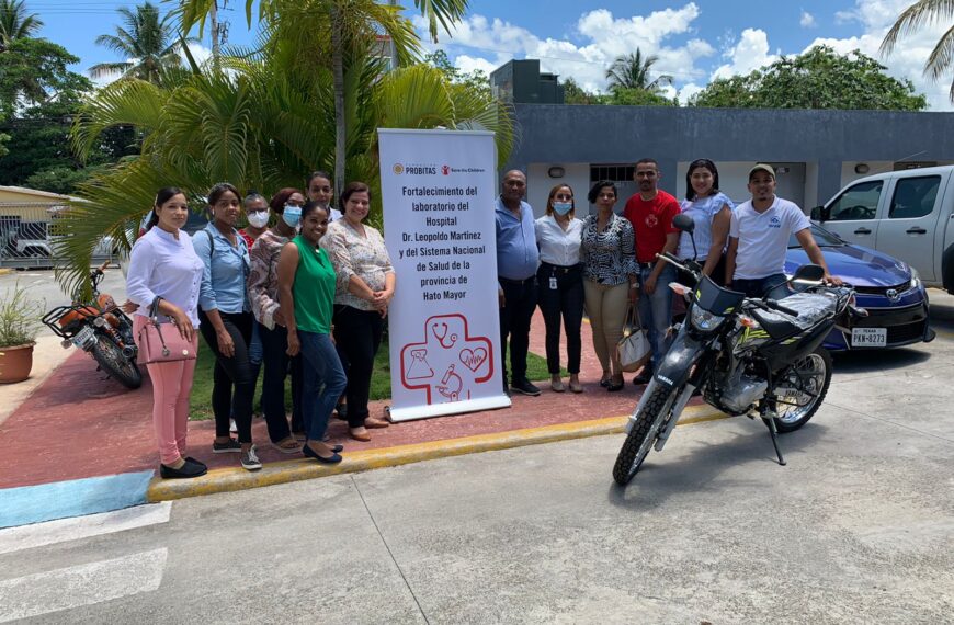 Fundación Save The Children Dominicana Entrega Insumos y Motocicleta a CPN Hato Mayor