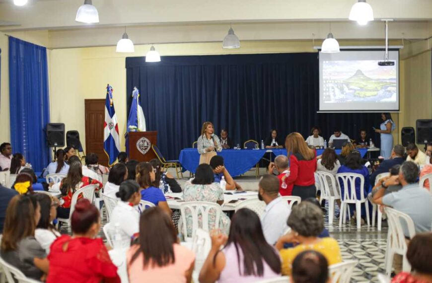 Realizan taller para el fortalecimiento de los procesos de auditoría, facturación y epidemiologia en los centros de salud